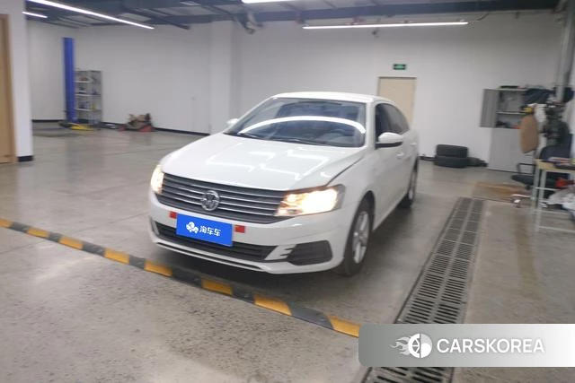 Volkswagen Lavida 2021 Белый из Китая, фото 5