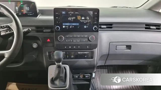 Hyundai Staria 2024 Желтый из Кореи, фото 5