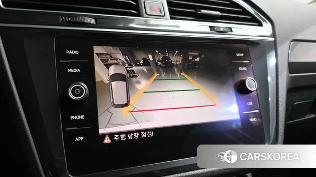 Volkswagen Tiguan second Generation 2018 Белый из Кореи, фото 5