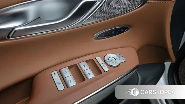 Genesis GV70 2025 Белый из Кореи, фото 5