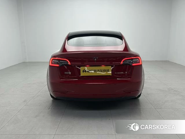 Tesla Model 3 2020 Красный из Китая, фото 5