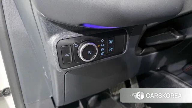 Ford Explorer 6th Generation 2025 Белый из Кореи, фото 5