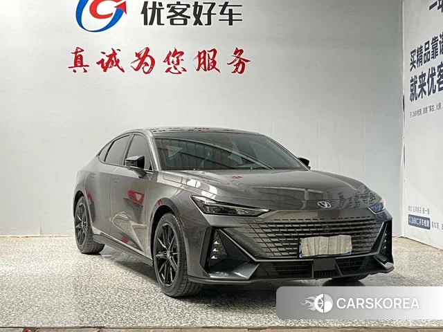 Chang'an UNI-V 2022 Темно-серый из Китая, фото 5