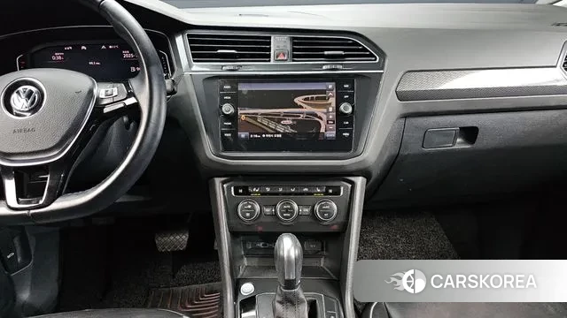 Volkswagen Tiguan second Generation 2020 Синий из Кореи, фото 5