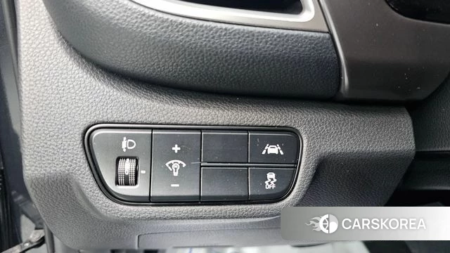 Kia Seltos 2020 Серый из Кореи, фото 5