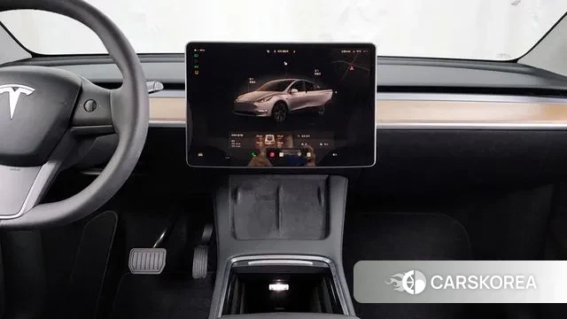 Tesla Model Y 2024 Серый из Кореи, фото 5