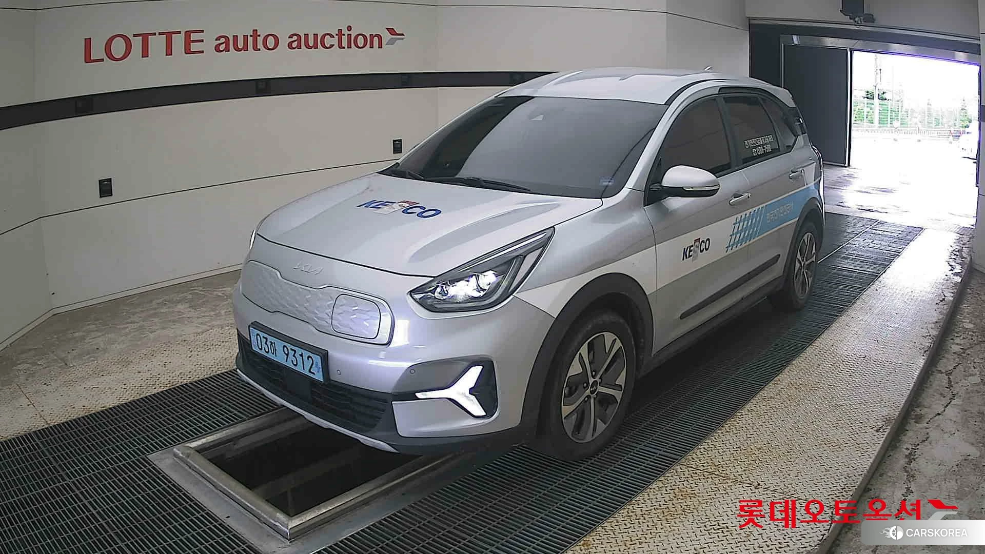 Kia Niro Plus 2023 Sparkling Silver из Кореи, фото 5