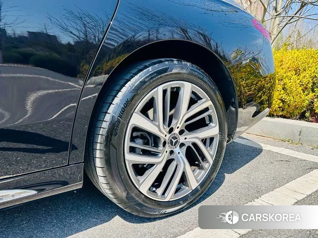 Mercedes-Benz E-class id 3927051 из Китая 5