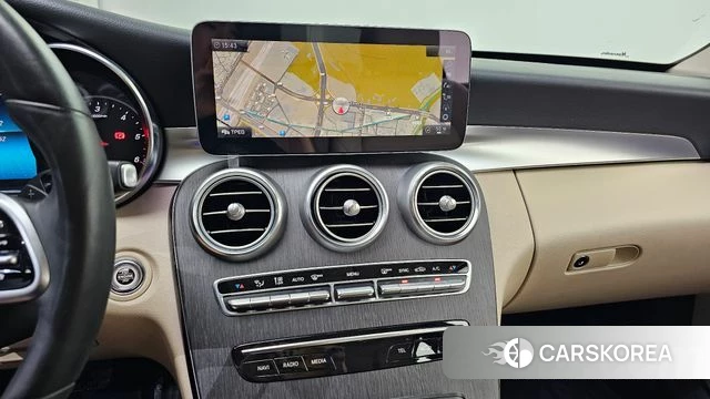 Mercedes-Benz C-Class W205 2019 Серебристо-серый из Кореи, фото 5