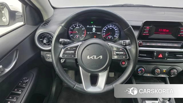 Kia The New K3 2nd generation 2022 Белый из Кореи, фото 5