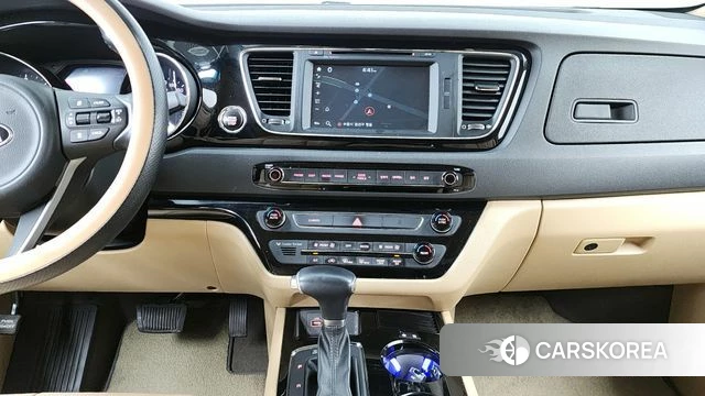 Kia All New Carnival 2018 Белый из Кореи, фото 5