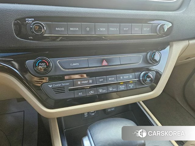 Kia The New Carnival 2018 Белый из Кореи, фото 5