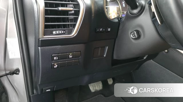 Lexus NX300h 2019 Цвет тростника из Кореи, фото 5