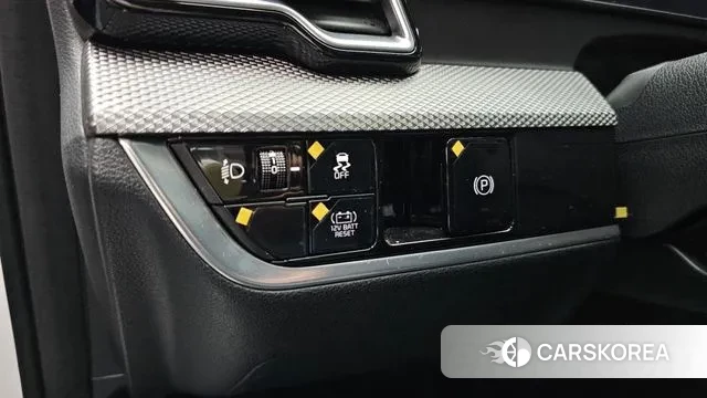 Kia Sportage 5th Generation Hybrid 2021 Белый из Кореи, фото 5