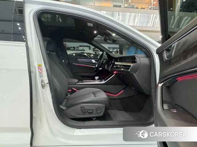 Audi A6 (C8) 2023 Белый из Кореи, фото 5