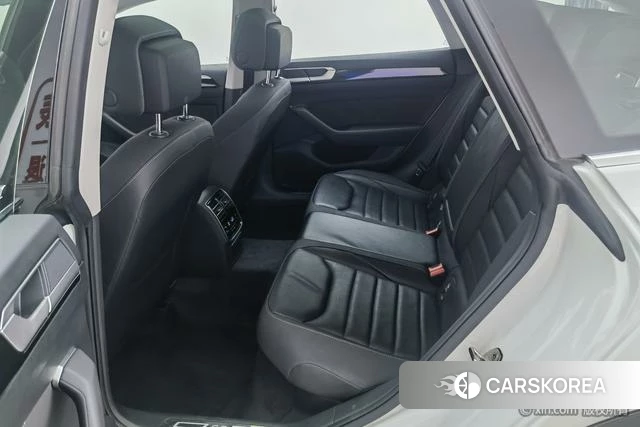 Volkswagen CC 2024 Белый из Китая, фото 5