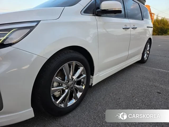 Kia The New Carnival 2019 Белый из Кореи, фото 5