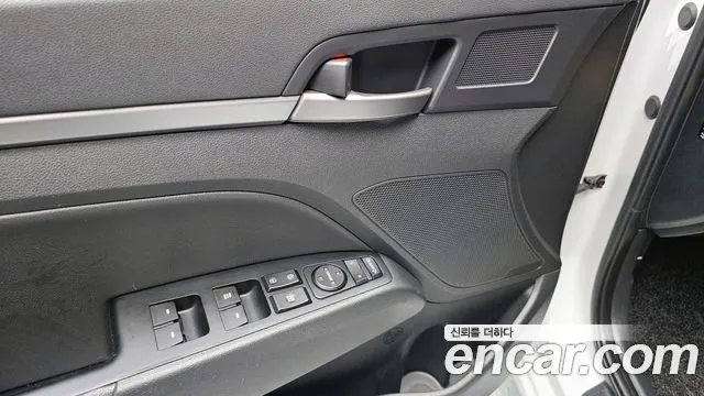 Hyundai Avante AD 2018 Белый из Кореи, фото 5