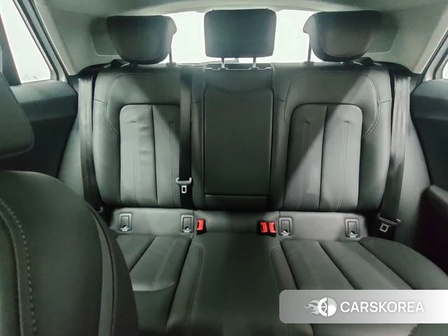 Audi Q2L 2024 Белый из Китая, фото 5