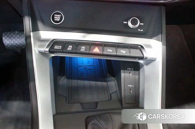 Audi Q3 (F3) 2026 Черный из Кореи, фото 5