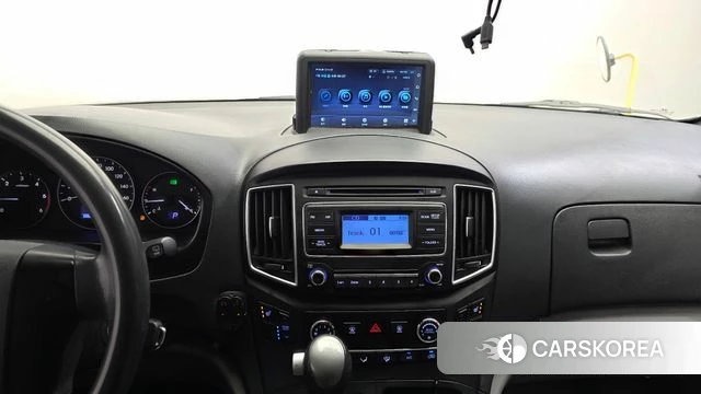 Hyundai The New Grand Starex 2018 Желтый из Кореи, фото 5