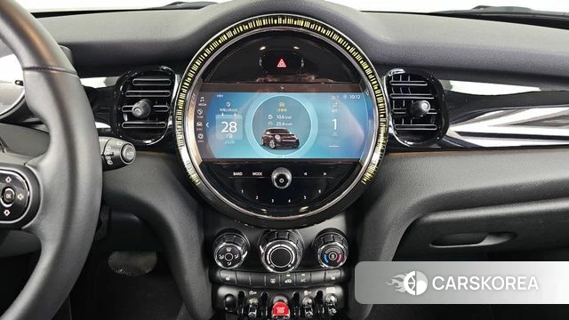 Mini Cooper 2022 Черный из Кореи, фото 5