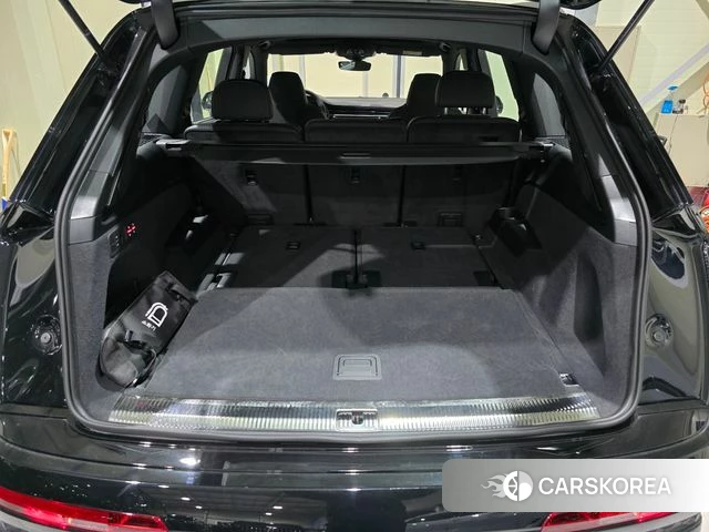 Audi Q7 (4M) 2025 Черный из Кореи, фото 5