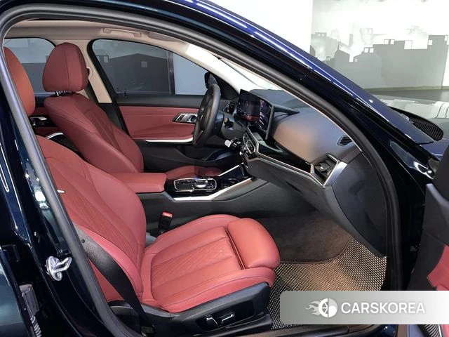 BMW i3 2024 Черный из Китая, фото 5