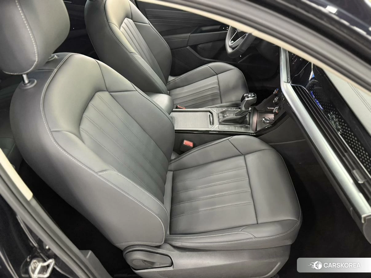 Volkswagen Passat 2021 Черный из Китая, фото 5