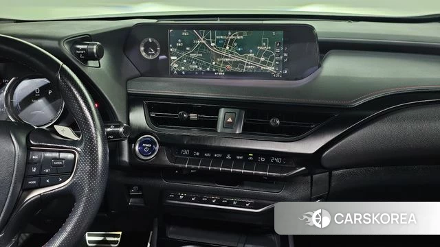 Lexus UX250h 2021 Серый из Кореи, фото 5