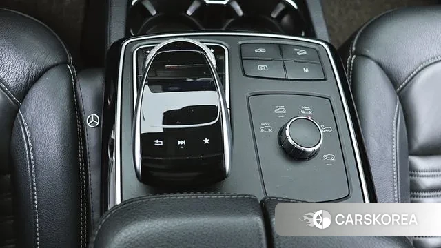 Mercedes-Benz GLE - Class W166 2018 Черный из Кореи, фото 5