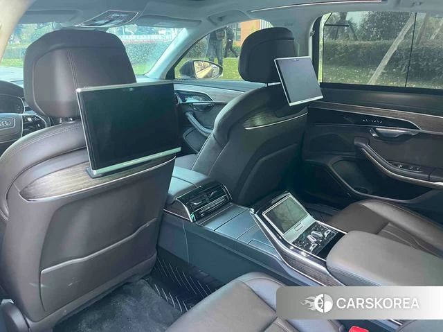 Audi A8 2019 Черный из Китая, фото 5