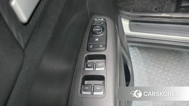 Kia Sportage The Bold 2019 Белый из Кореи, фото 5