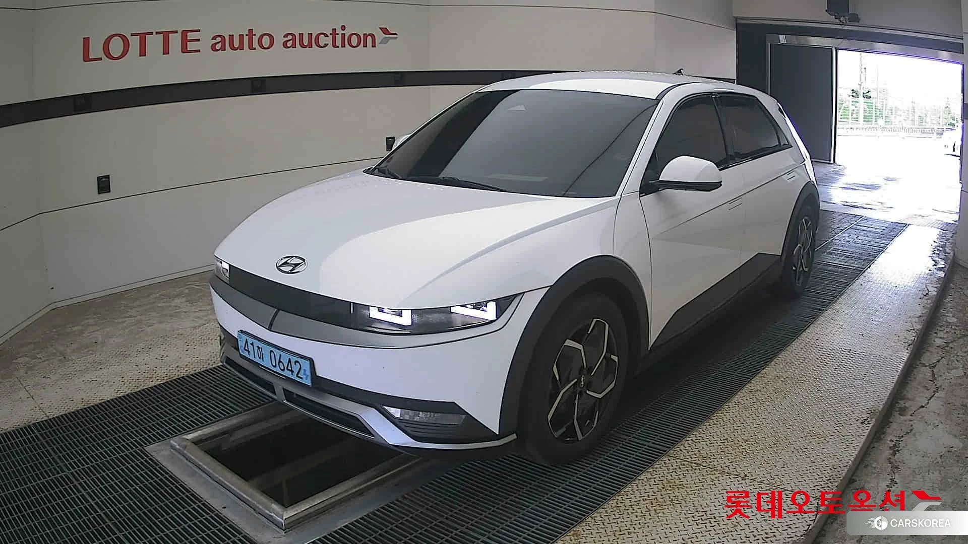 Hyundai IONIQ 5 2022 Atlas White из Кореи, фото 5