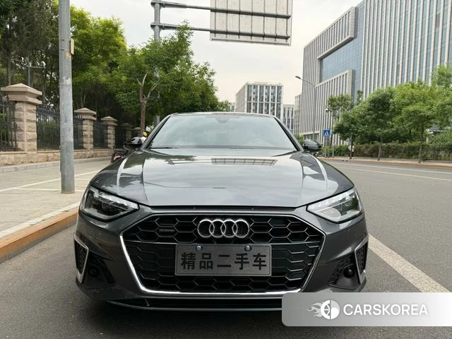 Audi A4L 2021 Темно-серый из Китая, фото 5