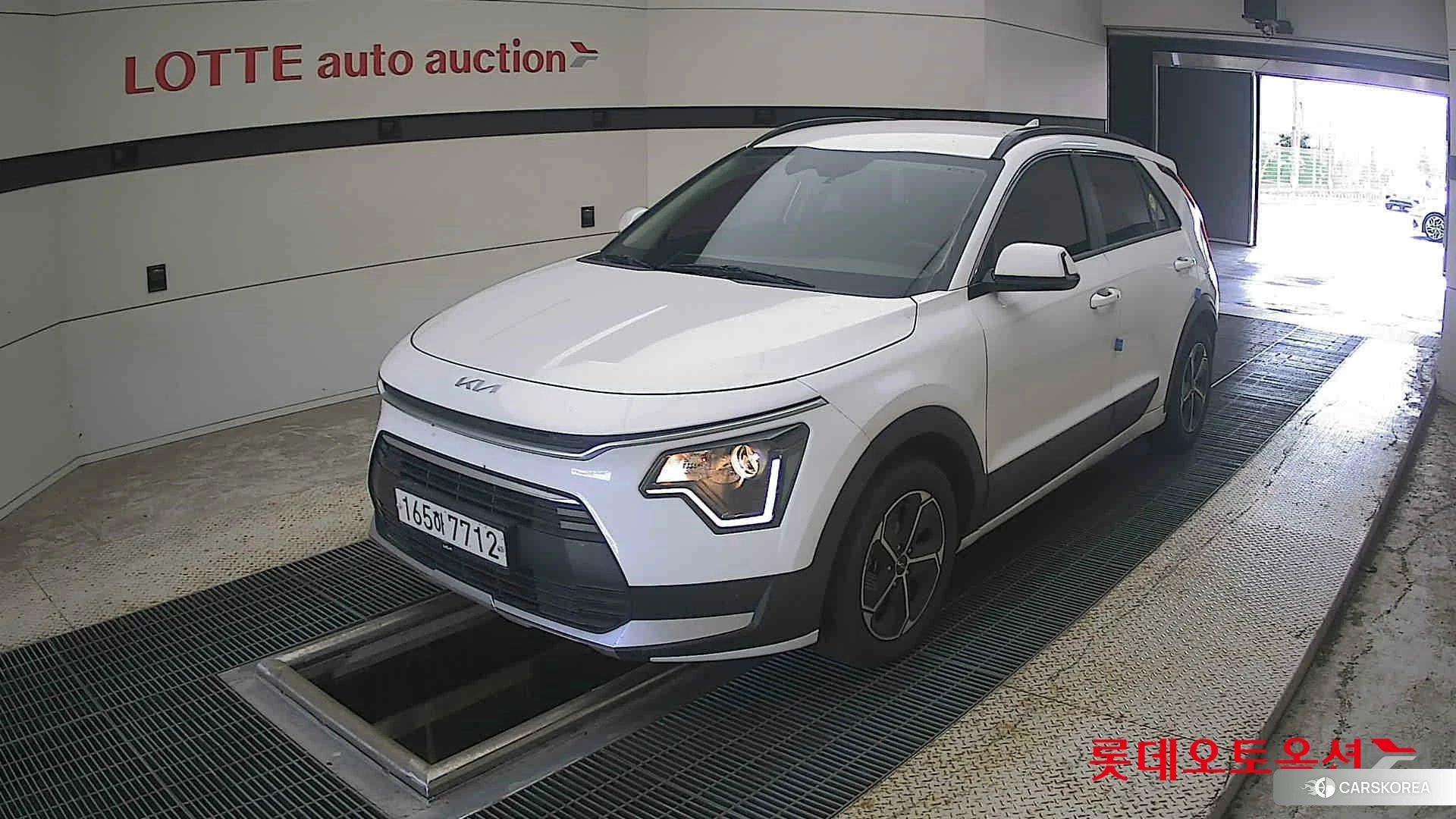 Kia Niro Hybrid 2022 Snow White Pearl (optional) из Кореи, фото 5