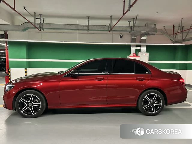 Mercedes-Benz E-class (imported) 2021 Красный из Китая, фото 5