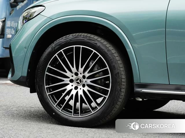 Mercedes-Benz GLC 2024 Зеленый из Китая, фото 5