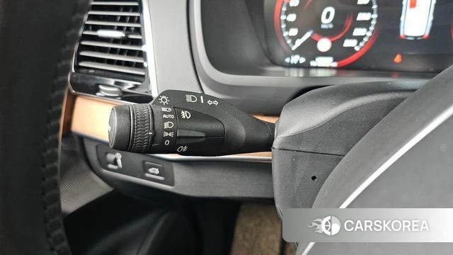 Volvo XC90 second Generation 2019 Белый из Кореи, фото 5