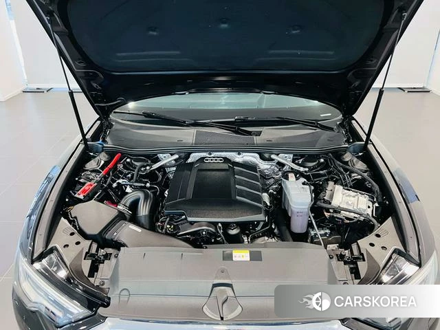 Audi A6L 2022 Черный из Китая, фото 5
