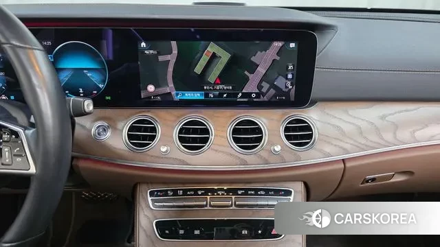 Mercedes-Benz E-Class W213 2020 Белый из Кореи, фото 5