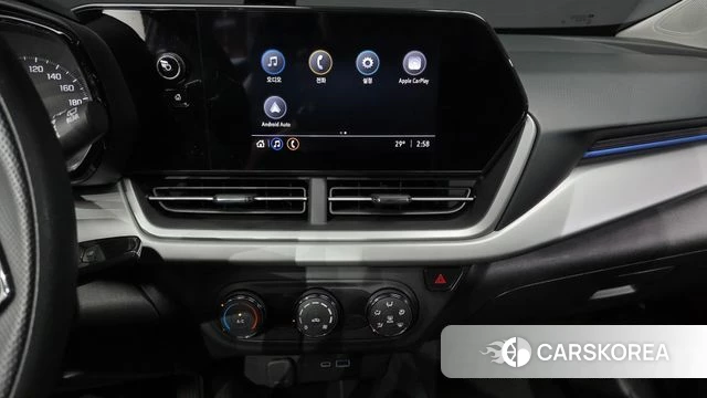 Chevrolet (GM Daewoo) Trax Crossover 2023 Белый из Кореи, фото 5