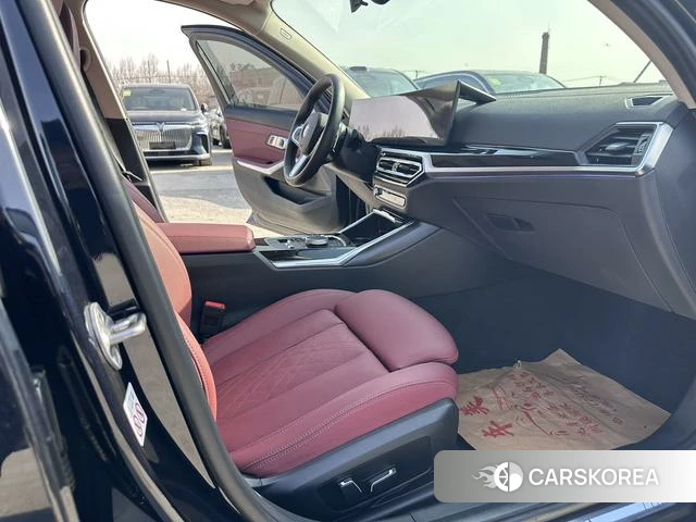 BMW 3 series 2023 Черный из Китая, фото 5