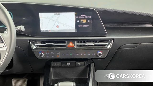 Kia Di Ol Nu Niro 2022 Белый из Кореи, фото 5