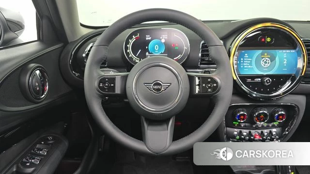 Mini Cooper Clubman 2023 Серебристо-серый из Кореи, фото 5
