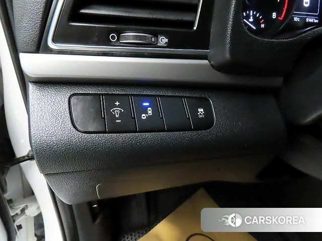 Hyundai Avante AD 2018 Белый из Кореи, фото 5