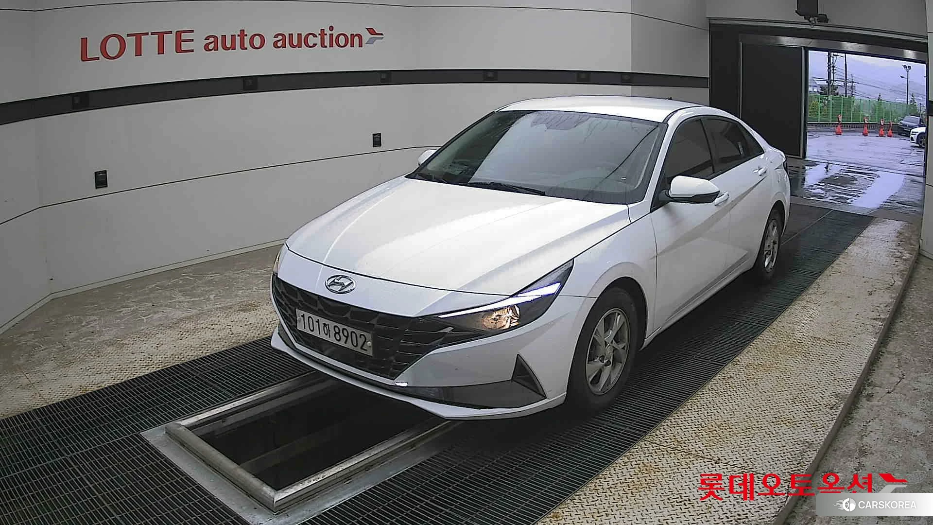 Hyundai Avante 2023 Белый из Кореи, фото 5