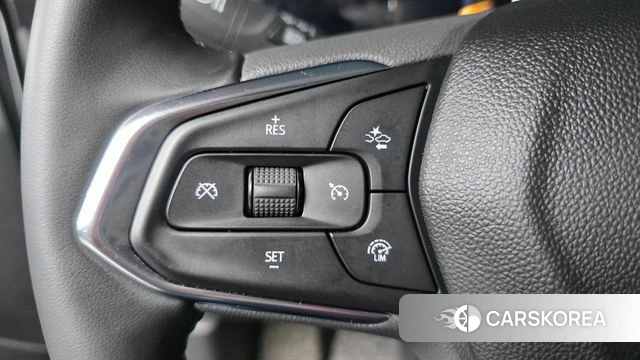 Chevrolet (GM Daewoo) Trax Crossover 2023 Белый из Кореи, фото 5