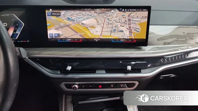 BMW X7 (G07) 2023 Черный из Кореи, фото 5