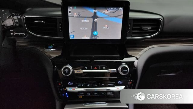 Ford Explorer 6th Generation 2021 Белый из Кореи, фото 5